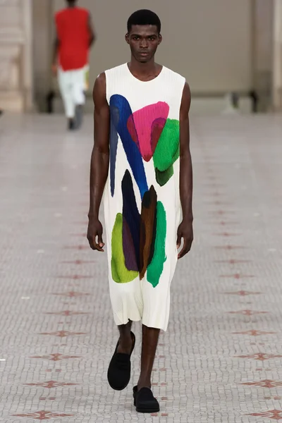 Look 36